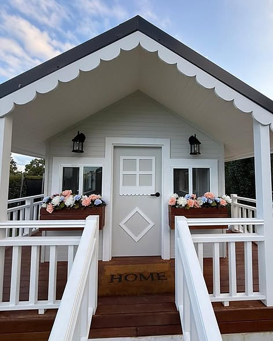 Merbau timber deck porch and integrated planters